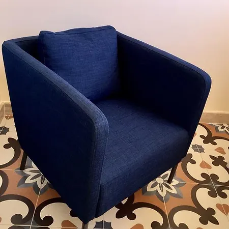 Luciano - Self Catering Apartment Valletta